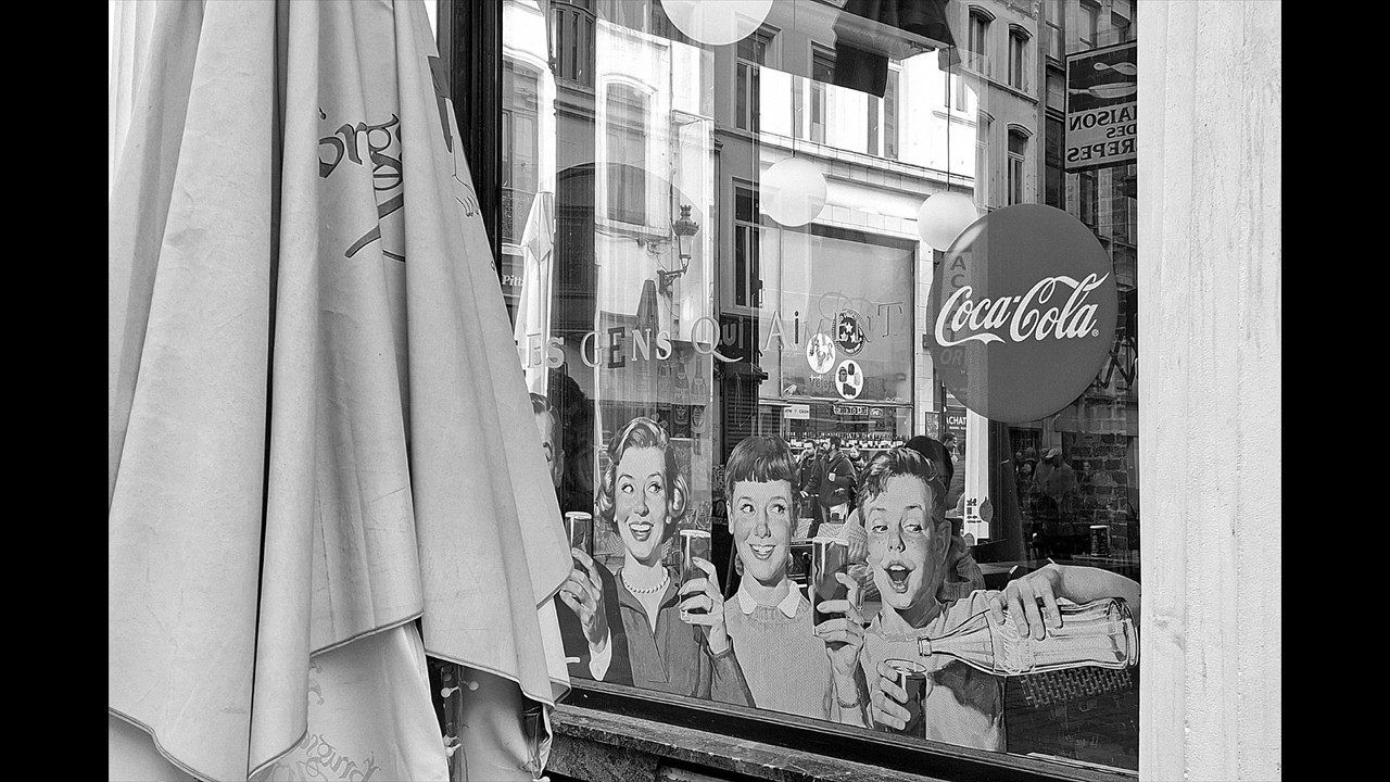 10-Nicole M - Bxl - Cola lovers